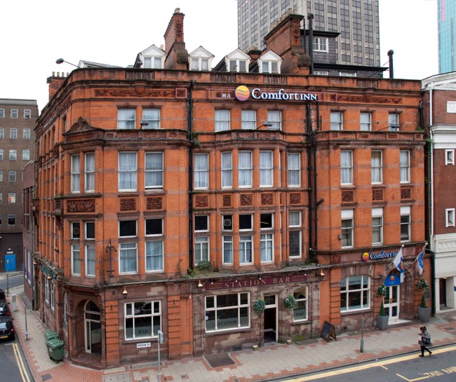 A view of the Comfort Inn in Birmingham