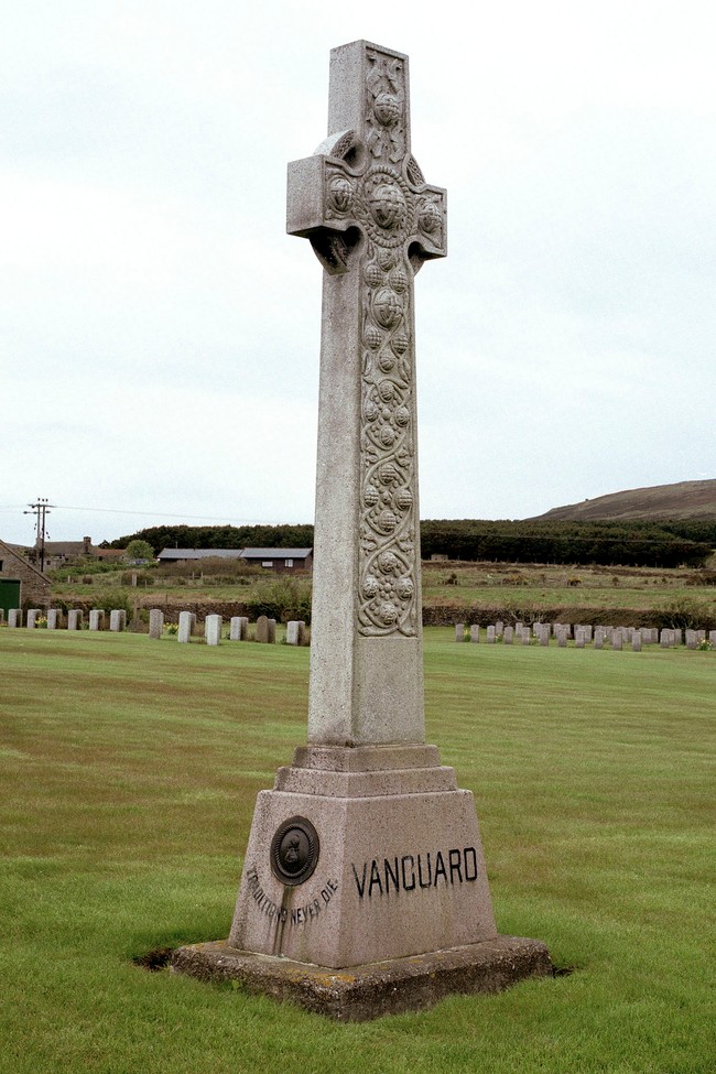 Example of a Scottish cross memorial, free-standing, in commemoration of HMS Vanguard, which sank in 1917 (Orkney).